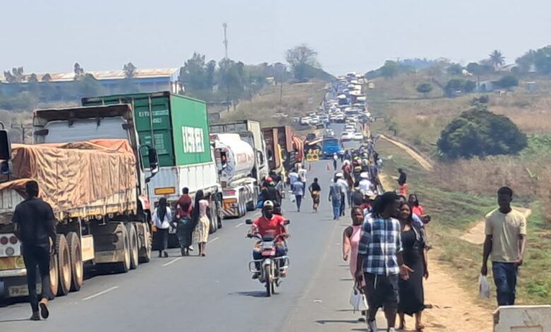 Acidente bloqueia EN6 em Chimoio