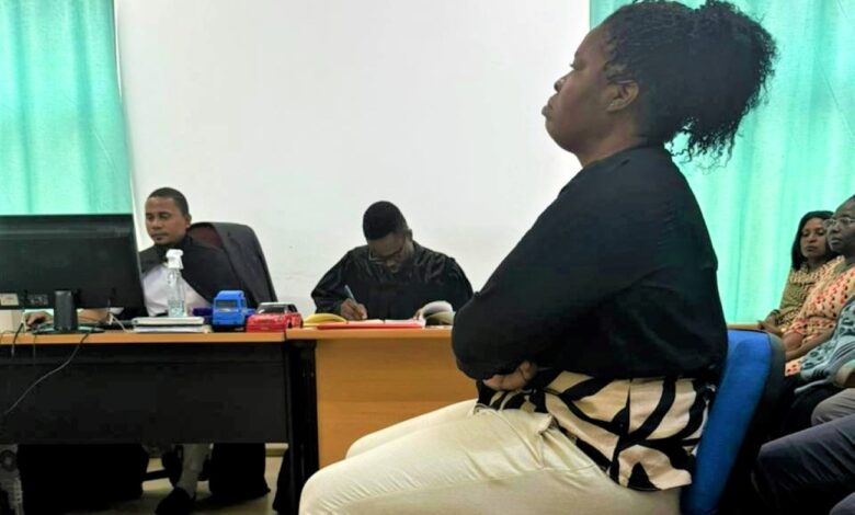 Artimisa Magaia condenada a três meses de prisão e dois milhões de indemnização