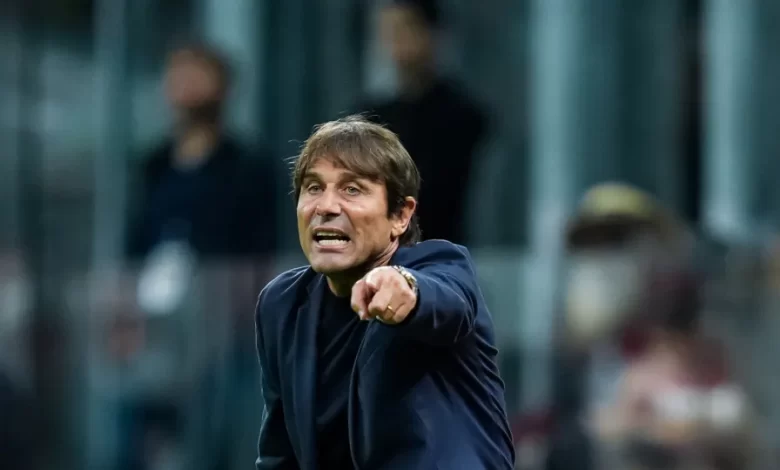 Atenção, Sporting. Napoli apanhado na liderança pelo AC Milan, com Leão