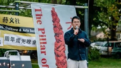 Ativista pró-democracia de Hong Kong impedido de entrar em Singapura