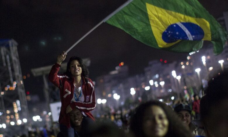 Brasil. Esquerda sai à rua pela soberania e Direita defende Bolsonaro
