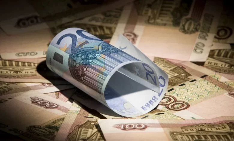 Estudo revela que comércio mundial abranda crescimento para 1% este ano
