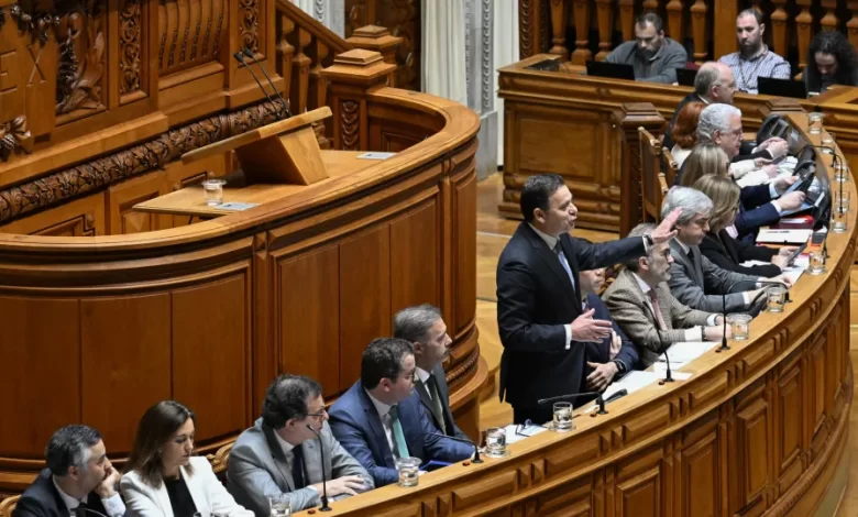Governo considera fundamental combater abuso de menores 'online'