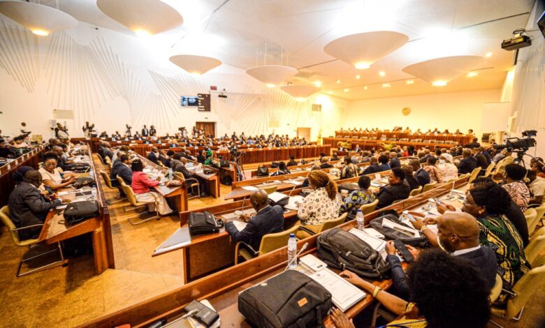 Governo responde aos deputados sobre a situação política, económica e social do país