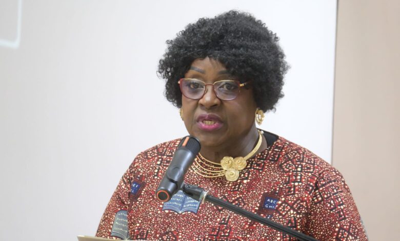 Isaura Nyusi defende resgate de boas maneiras nas crianças