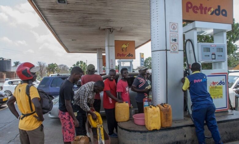 Malawi: Chakwera agastado com "sabotagens" na cadeia de fornecimento de combustíveis