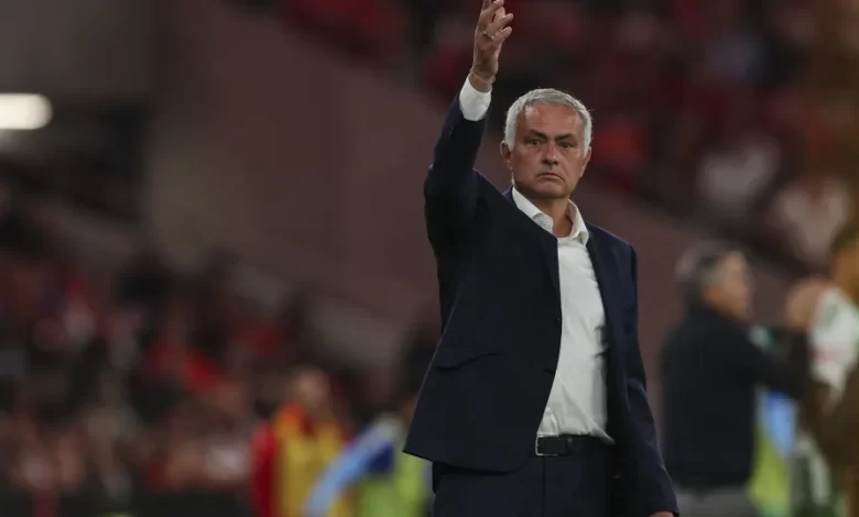 Mourinho chegou ao Benfica e já enfrentou queixa da APAF: "Sei bem..."