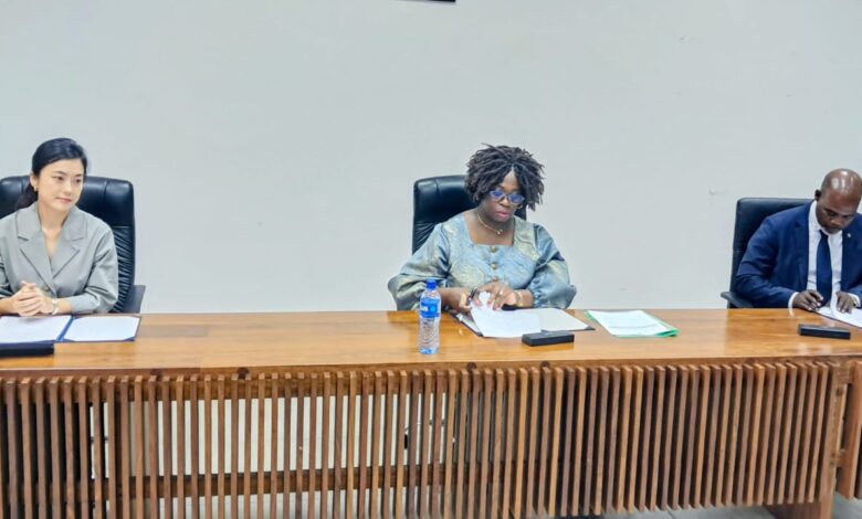Ngolhoza vai ter escola de raiz