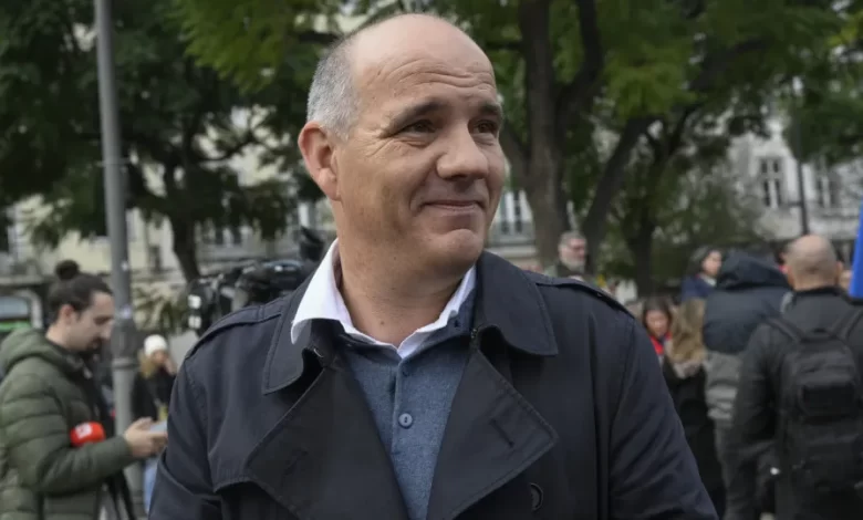 PCP pede mobilização contra propinas e avisa: "Governos caíram por menos"