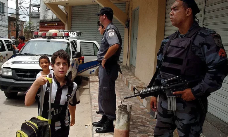 Rio de Janeiro recupera bónus para polícias que matem alegados criminosos