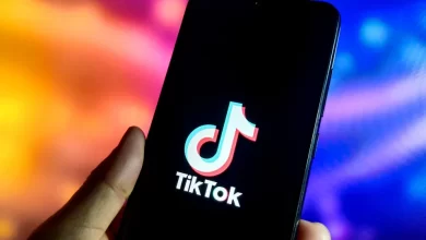 Trump assina ordem executiva garantido operação "segura" do TikTok