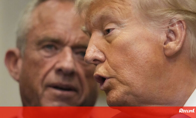 <![CDATA[ Trump sugere paracetamol e vacinas como causas de autismo sem apresentar provas ]]>