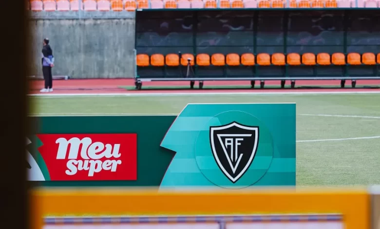 Académico rescinde com Sergio Vieira e promove treinador dos sub-23