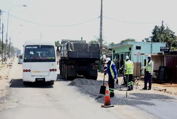 Avenida 4 de Outubro beneficia de manutenção
