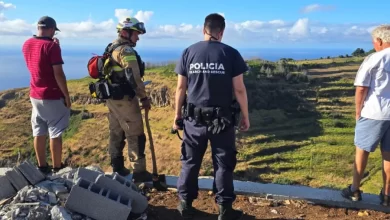 Casal de turistas salvo durante a madrugada numa levada da Madeira