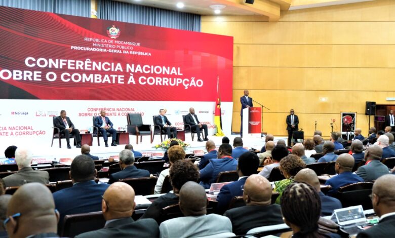 Chapo encerra conferência sobre combate à corrupção