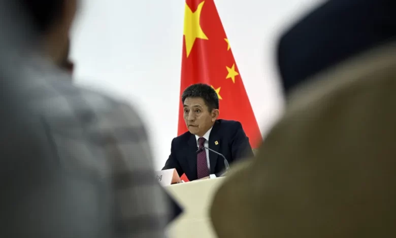 China anuncia "acordo preliminar" com EUA em negociações comerciais