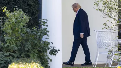 Cimeira entre Trump e Putin não deve ocorrer num "futuro próximo"