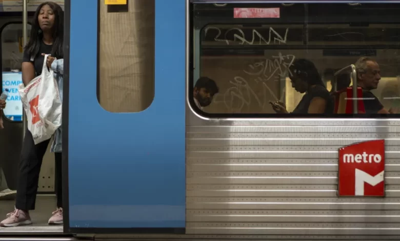 Circulação na linha Azul do metro de Lisboa interrompida por "incidente"