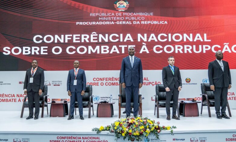 Corrupção compromete futuro da juventude