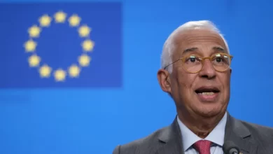Costa quer resolver problema na habitação para não corroer "confiança"