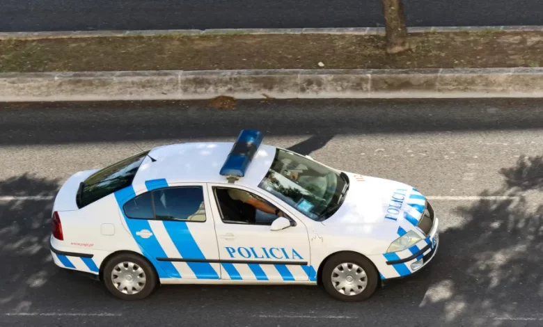 Detido 3.º suspeito de esfaquear jovem "na região da axila" em Leiria