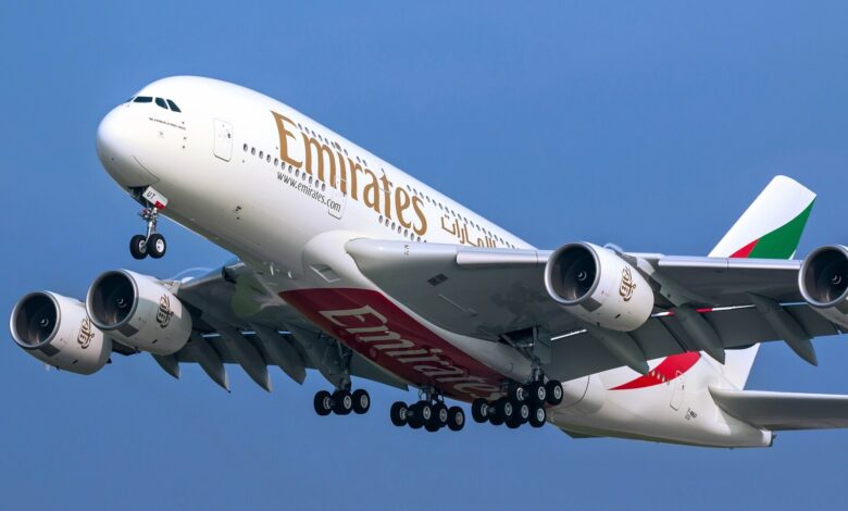 Emirates suspende emissão de bilhetes em Moçambique devido à escassez de divisas