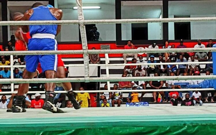 FMboxe reactiva “sexta no ringue”