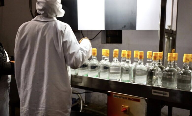 Governo dá três meses aos vendedores de bebidas alcoólicas para liquidarem seus “stocks”