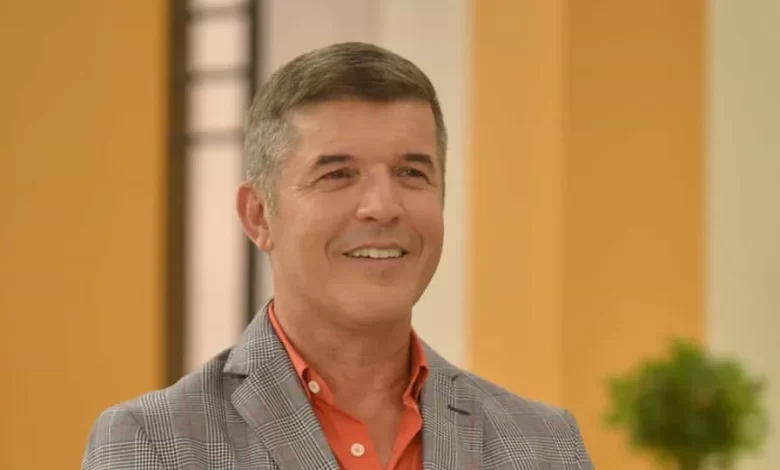 João Baião veste polémicas cuecas com pelos púbicos (lançadas por Kim)