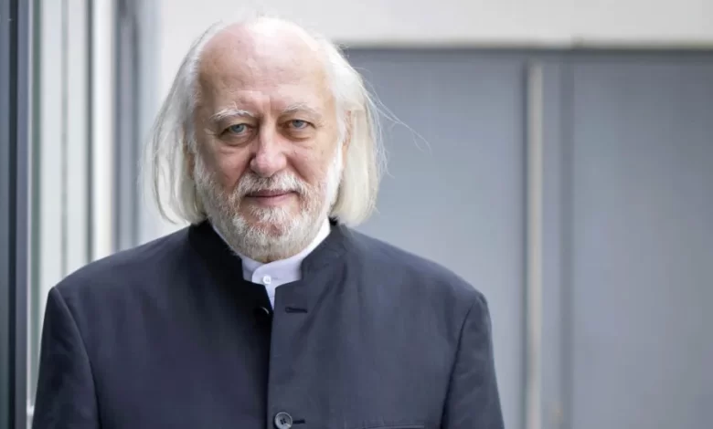 Krasznahorkai, de anónimo a mestre do apocalipse e Nobel da Literatura
