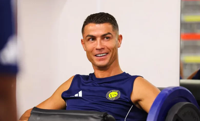 Mais um negócio! Cristiano Ronaldo inaugura clínica em Riade