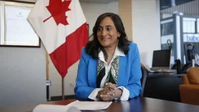 Ministra dos Negócios Estrangeiros canadiana visita Pequim esta semana