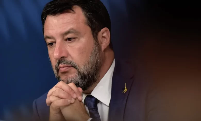 Paz em Gaza deve-se aos que não "alinharam com rebanho de Macron"
