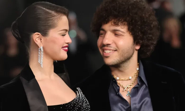 Selena e Benny Blanco aparecem em público pela 1.ª vez após casamento
