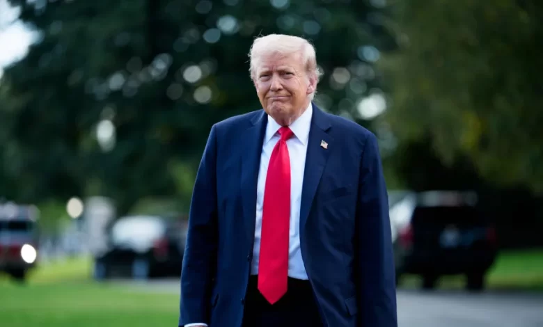 Sem acordo? Trump ameaça com despedimentos e cortes de subsídios
