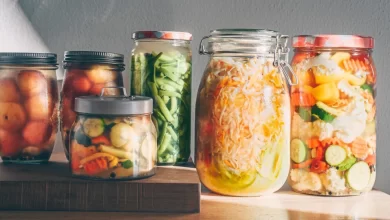 Sete alimentos ricos em probióticos que superam o iogurte