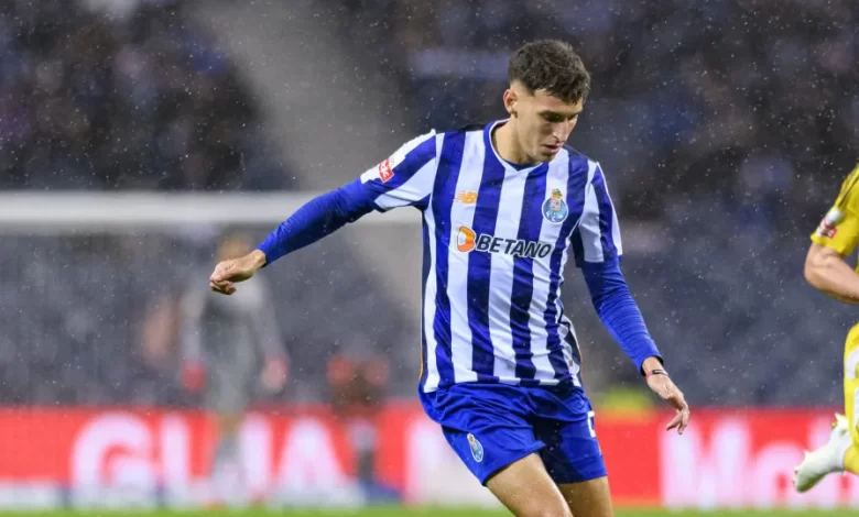 Tomás Pérez dá cartas no Chile e baralha as contas ao FC Porto