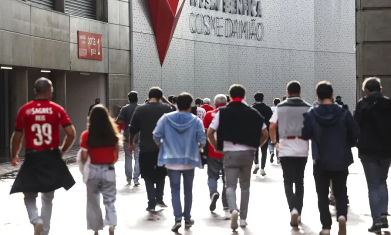 Urnas para as eleições do Benfica fecham com votos de 85.422 sócios