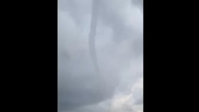 Veja: Tromba de água formou-se na Praia de Alvor, no Algarve