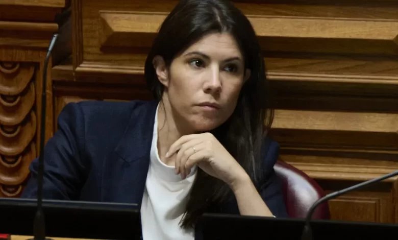 "A banca vai ser beneficiada neste Orçamento do Estado por duas vias"