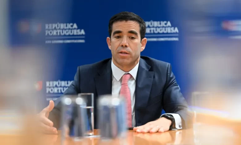 "É falso" falar de imigrantes como "parasitas do estado social"