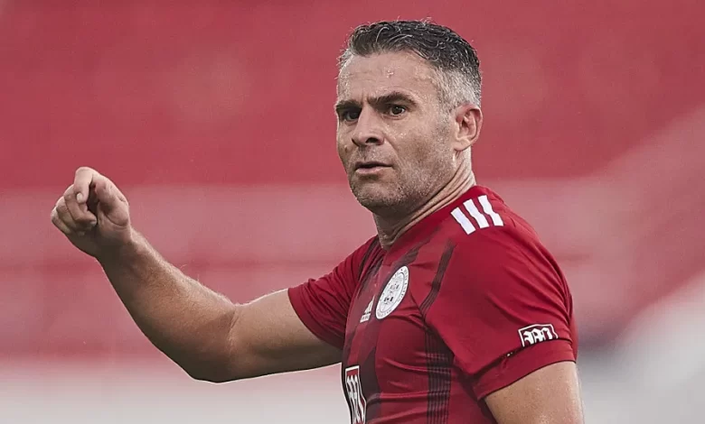 "Loucura". Equipa com polícia e guarda prisional faz história na UEFA