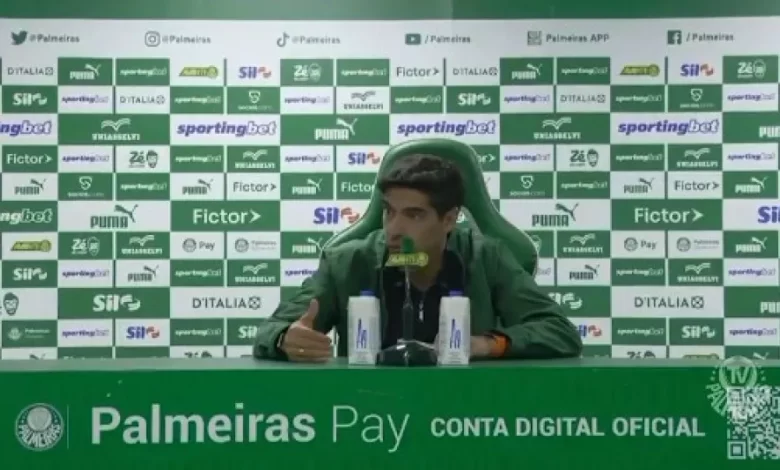 "Somos f***". O recado de Abel Ferreira às claques do Palmeiras