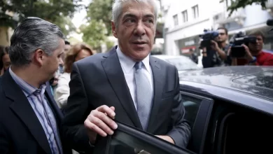 Advogado que não escolheu? Sócrates pede fim de "degradante espetáculo"