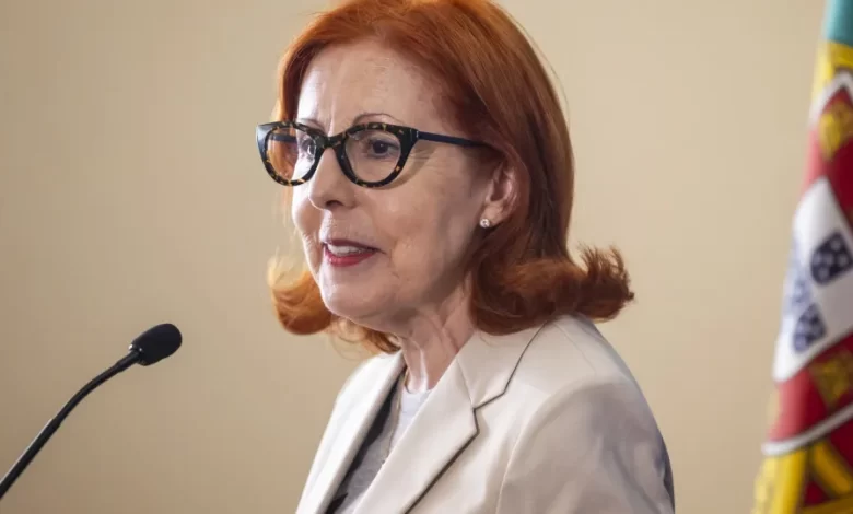 Ambiente: Atrasos nos projetos travam redução de emissões, diz ministra