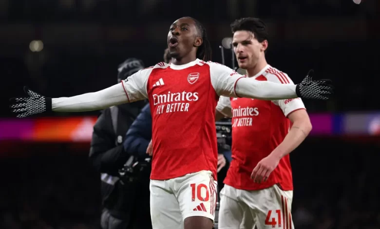 Arsenal consolida liderança da Premier League com 'humilhação' a Palhinha