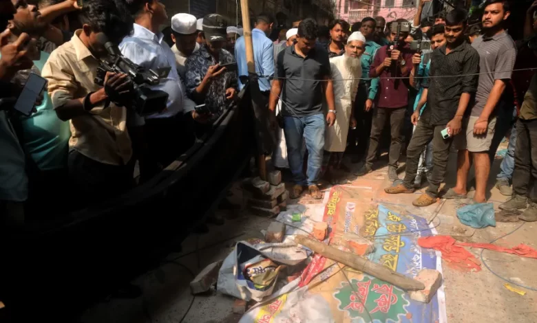 Balanço de terramoto no Bangladesh atualizado para 9 mortos e 300 feridos  