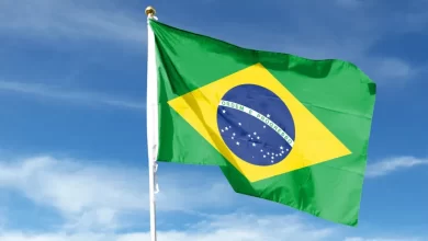 Brasil. Mãe e filha resgatadas de carro após ficarem presas em inundação