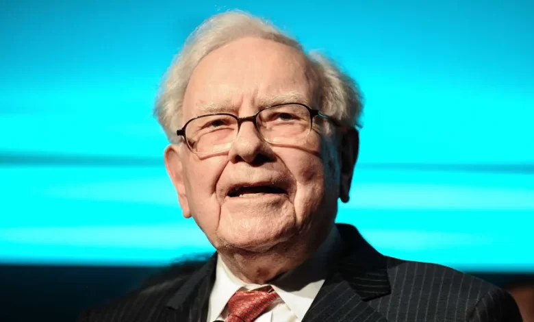 Buffett sai da Berkshire Hathaway mas mantém grande parte das ações